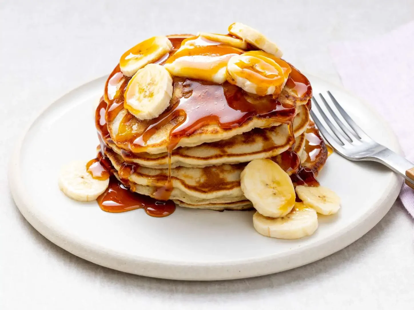 20334-banana-pancakes-i-DDMFS-4x3-9f291f03044247d48c9ec26917952402